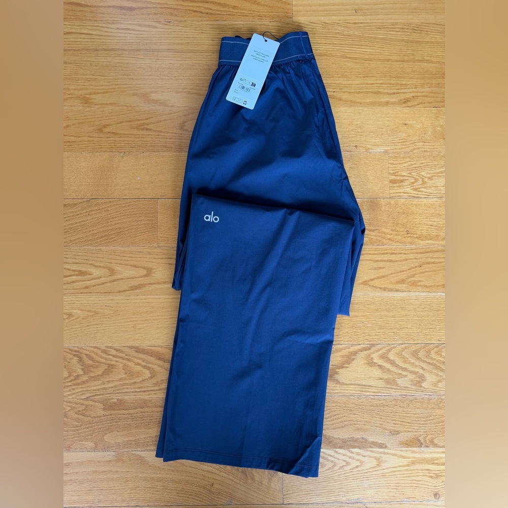 Navy ALO Yoga Suit Up Trouser (Regular) - Picture 2 of 6